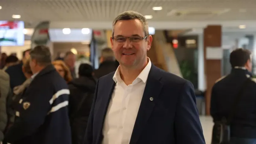 Takács Péter: A béke mellett mindannyiunknak ki kell állni!