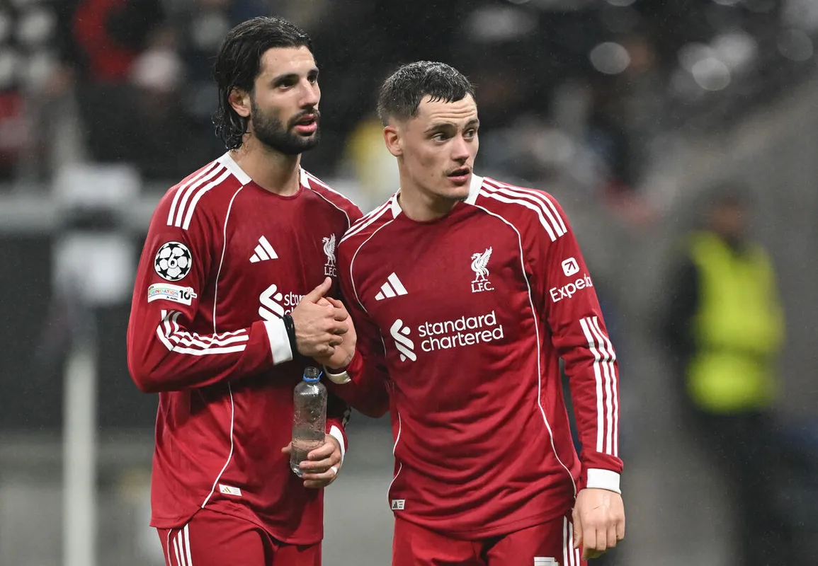 Helyreállt a világ rendje: Wirtz (jobbra) visszakerült a szélre, Szoboszlai Dominik középre, a Liverpool pedig újra elkeztett nyerni