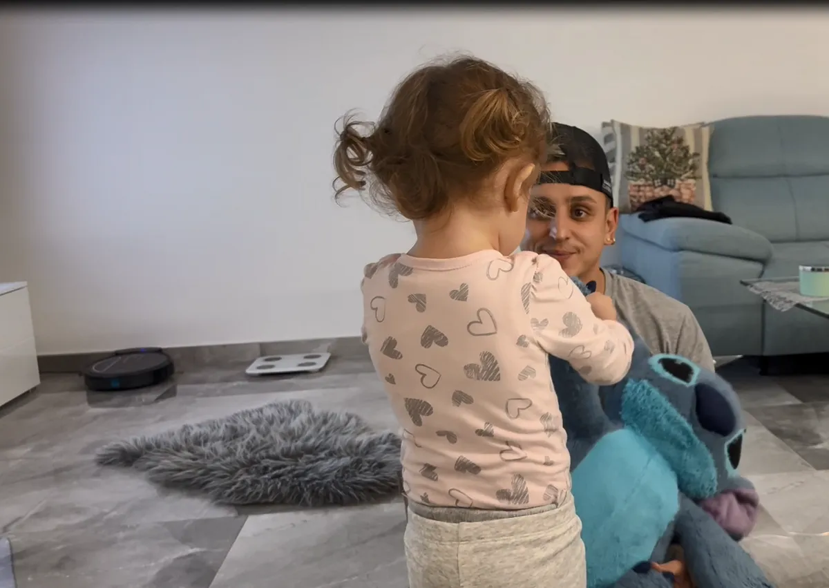 Aurelio és kislánya Sofi imádnak együtt játszani.