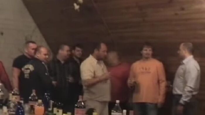 Lelőtte barátját, majd elvette a gyászoló özvegyet Krisztián