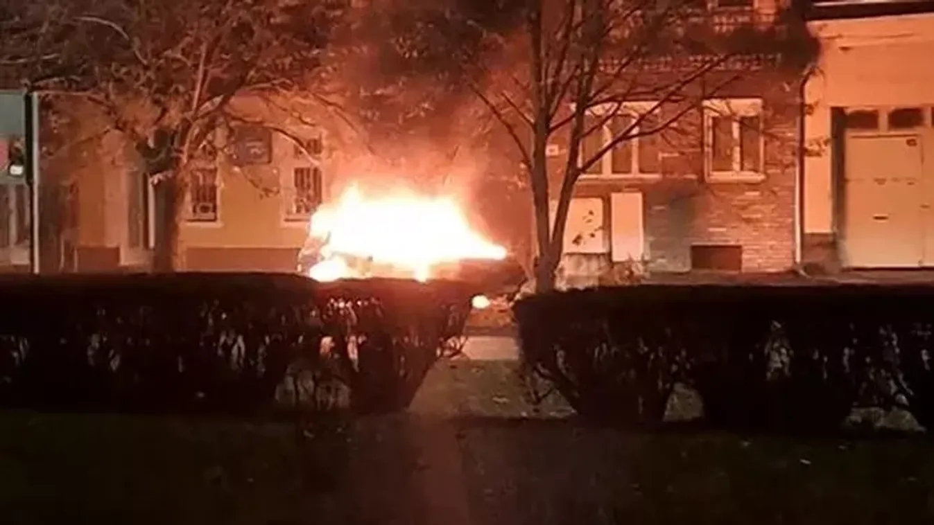 Felrobbant egy autó Esztergomban