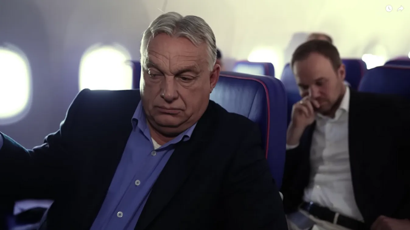 A felhők felett adott interjút Orbán Viktor