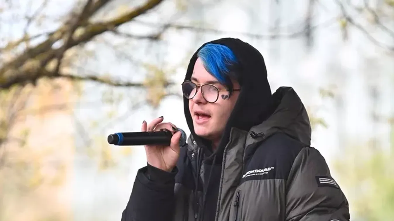 ByeAlex mentoráltja súlyos egészségügyi állapotban van