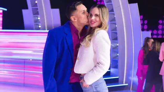 Aurelio elárulta, mikor érkezik a második gyermekük