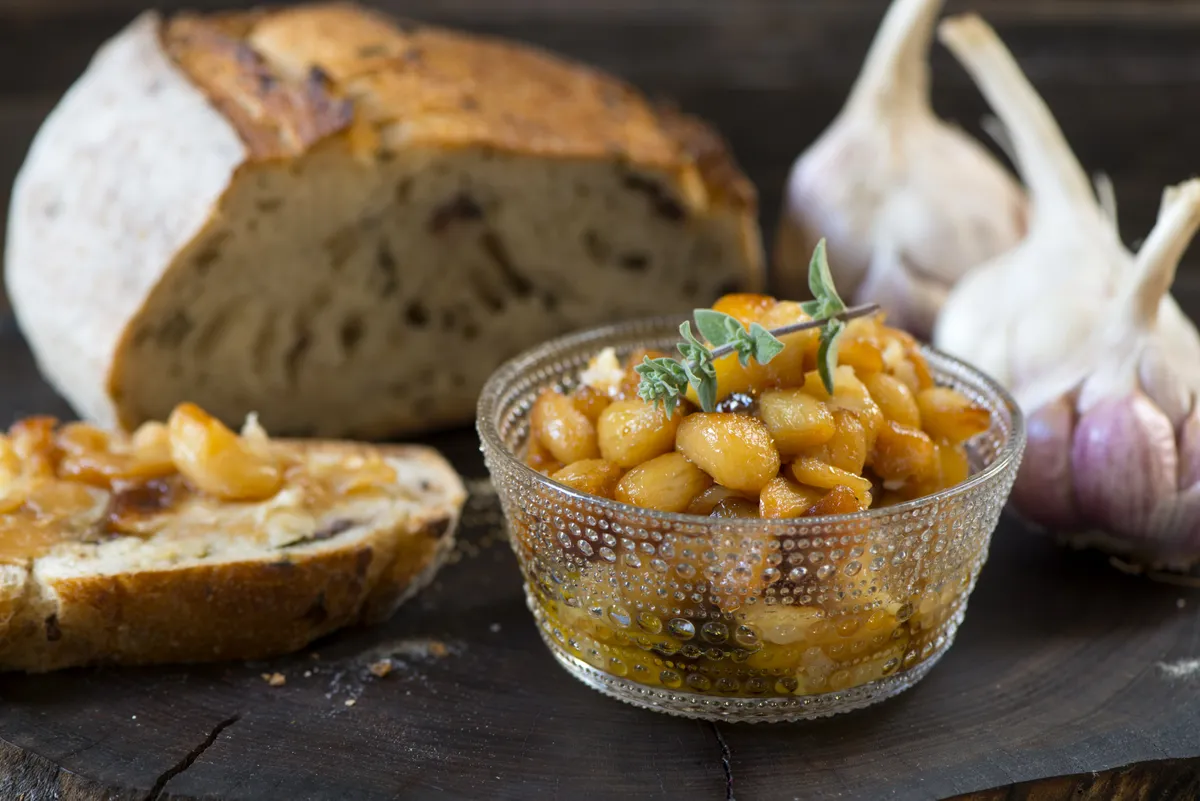 Mindig jól jön otthon a konfitált fokhagyma.
