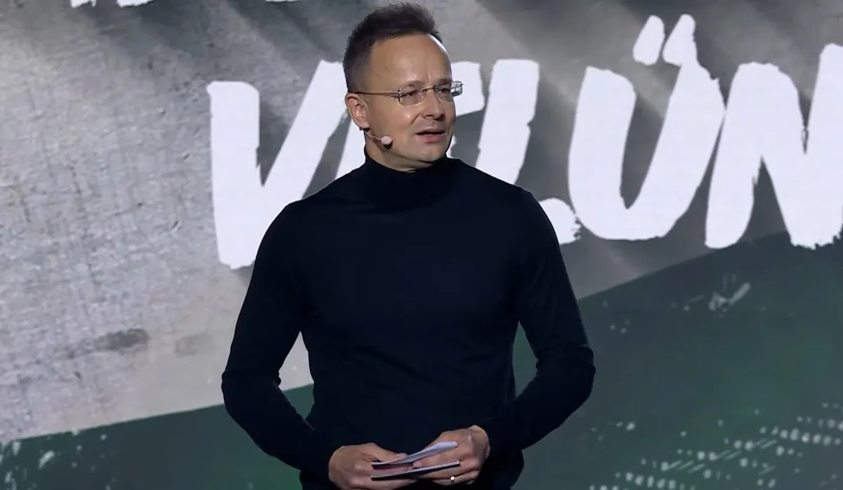 DPK Háborúellenes gyűlés, Győr, 2025. 11. 15. szíjjártó