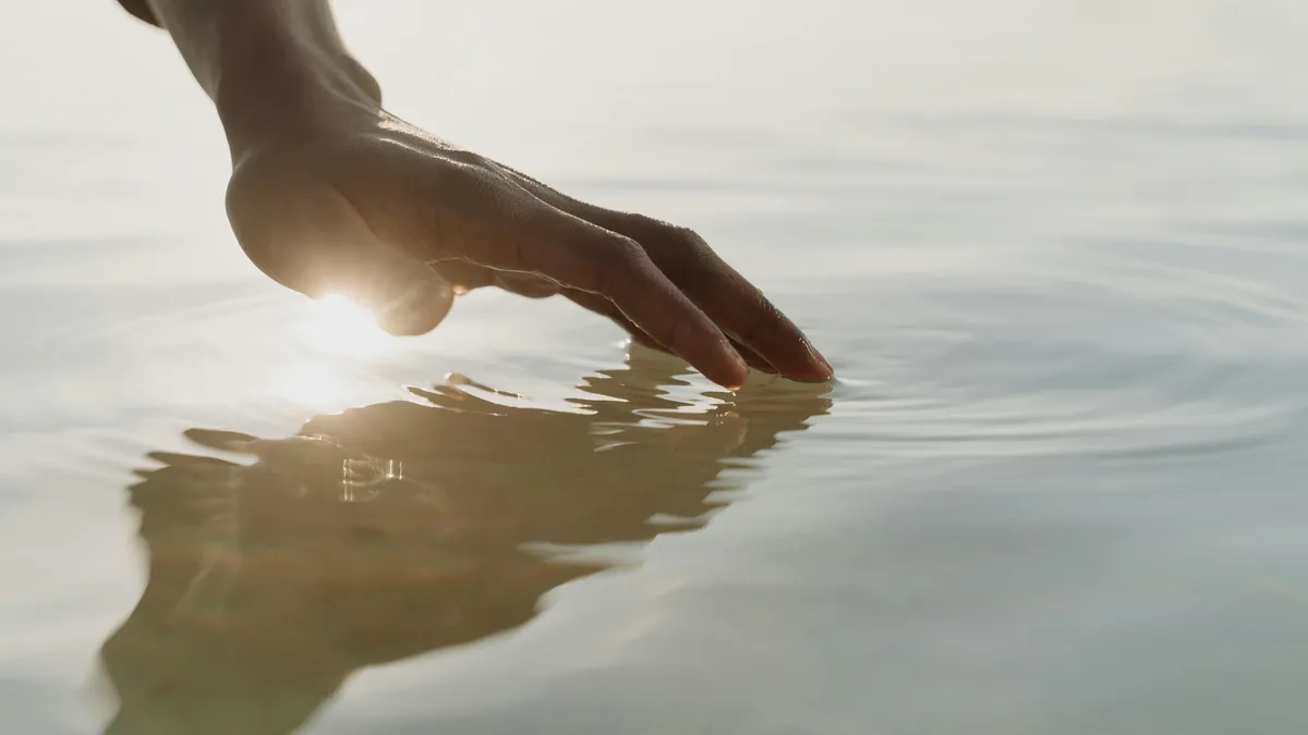 Halálközeli élménye minden volt, csak békés nem. 