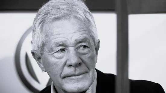 A legnagyobbak hagytak itt minket, Halottak napja után búcsúzunk a kapitánytól