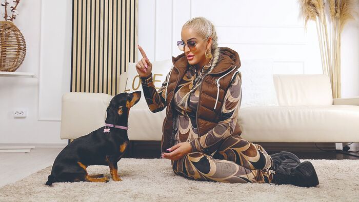 Elképesztően cuki Suzy kutyája!