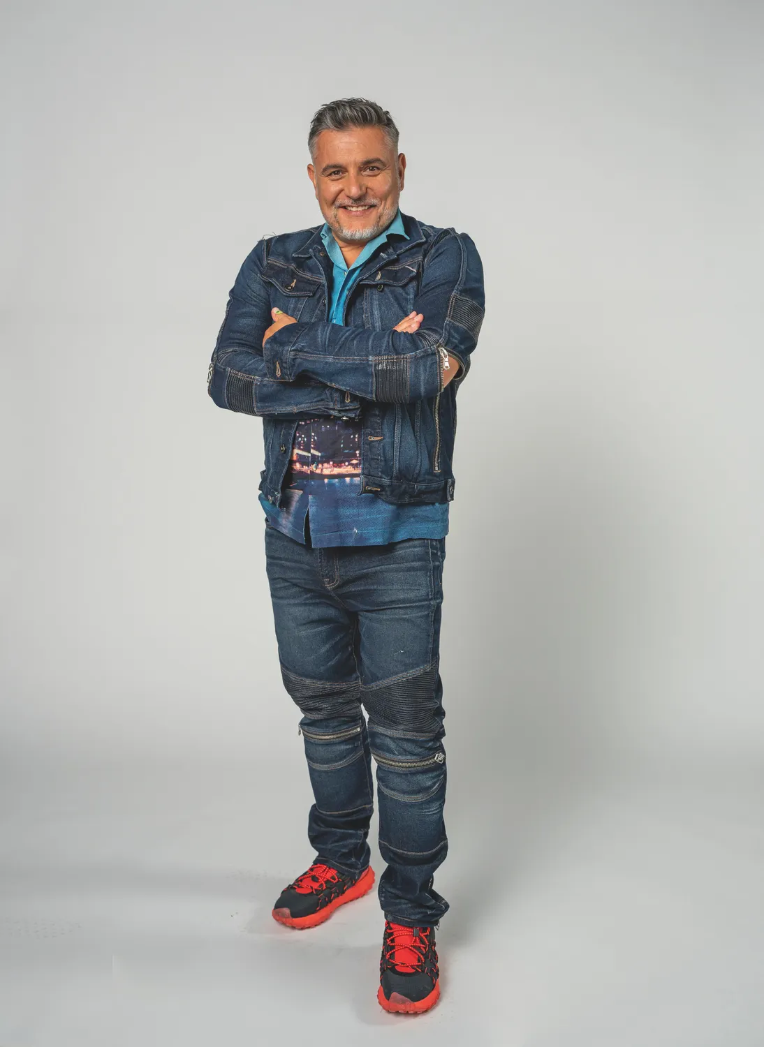 Az Irigy Hónaljmirigy Sipos Tomija nemrég megjárta az Ázsia Expresszt.