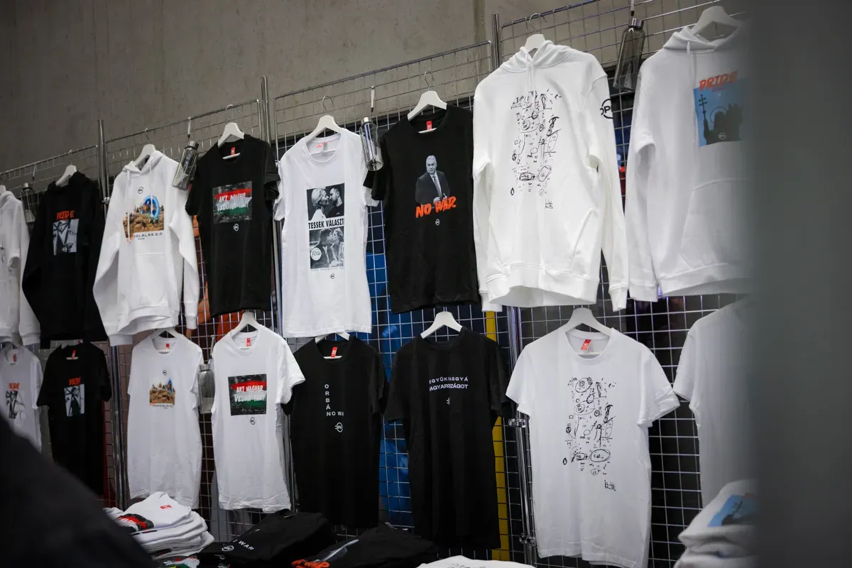 Orbán-firkás pulcsi