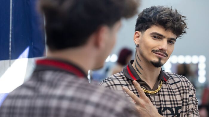 Teljes az őrület: Marics Peti meztelen fotójáért licitálnak