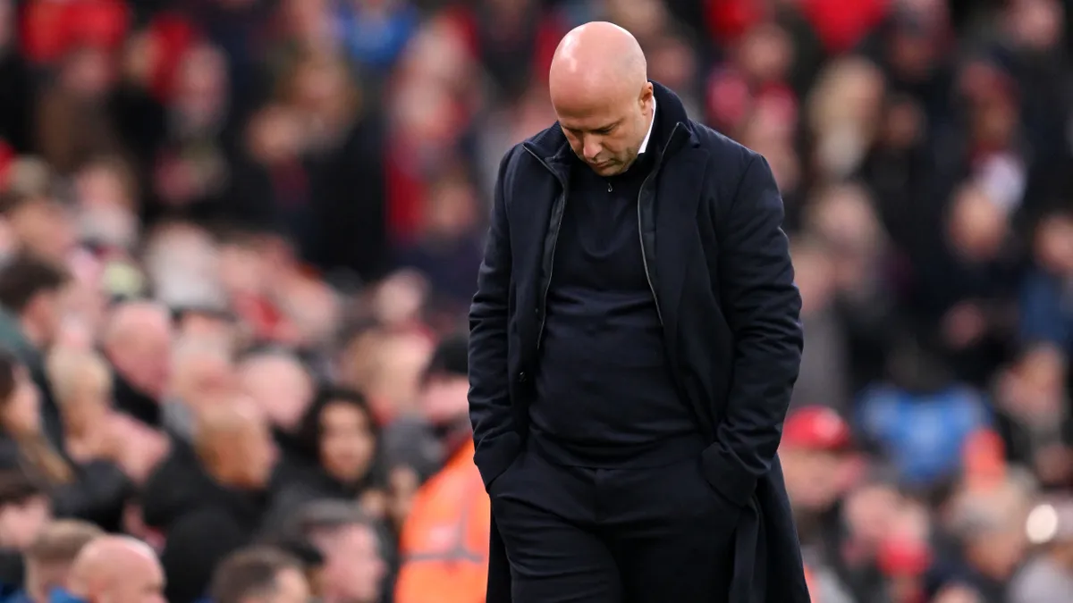 Arne Slot nem találja a megoldást a Liverpool problémáira