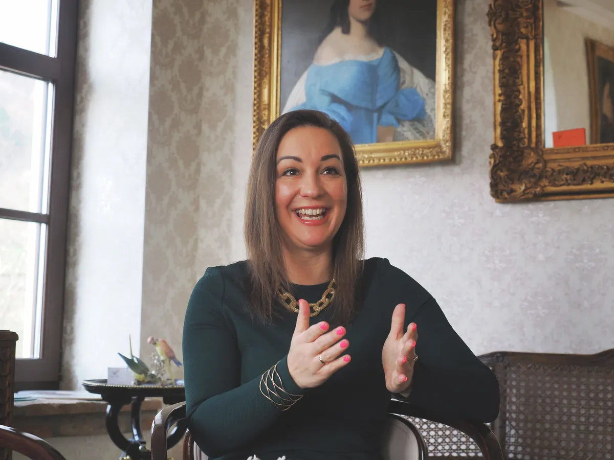 A Kincsvadászok kereskedője megmutatta álomotthonát.