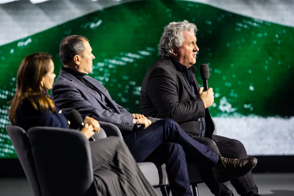 Háborúellenes Gyűlés, Nyíregyháza, 2025. 11. 29.
csisztu zsuzsa
giro-szász andrás
ókovács szilveszter