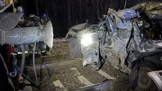 Így történt a borzalmas tragédia, sokkoló felvételen a szentmártonkátai vonatbaleset - Videó