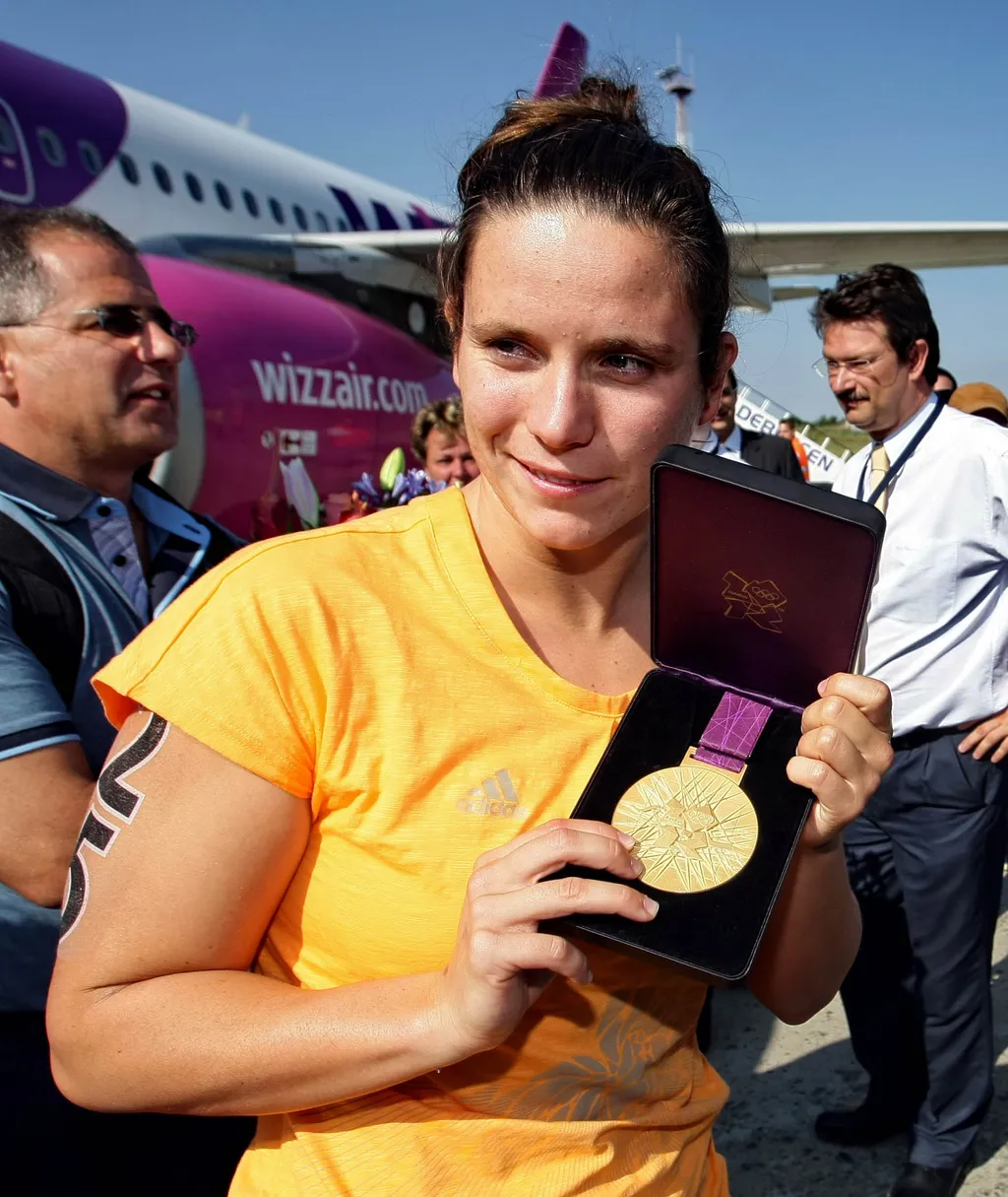 hot! extra - Összeállítás: Sportolóból lett celebek – RIPOST
