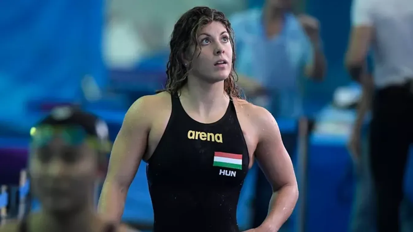 Nem rejteget semmit, ismét félmeztelenül posztolt Szilágyi Liliána