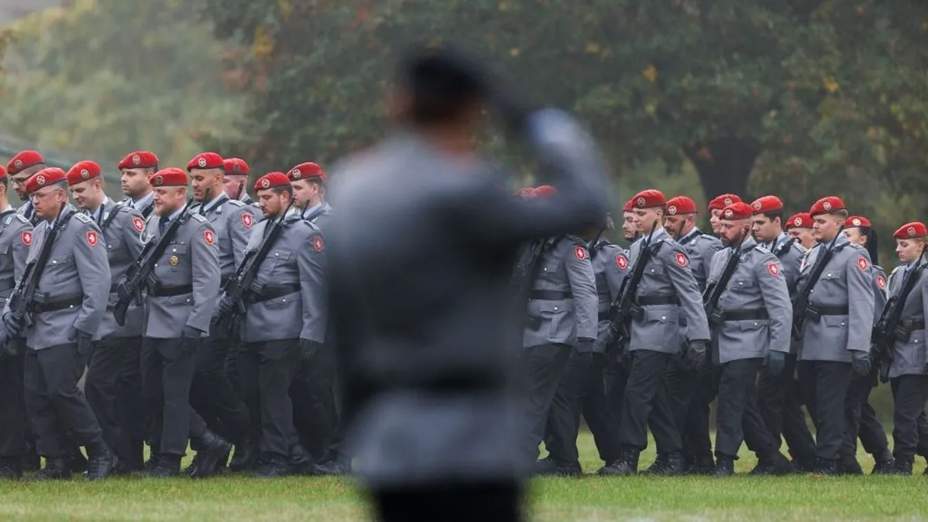 Német fiatalok a sorkatonaság ellen - Videó