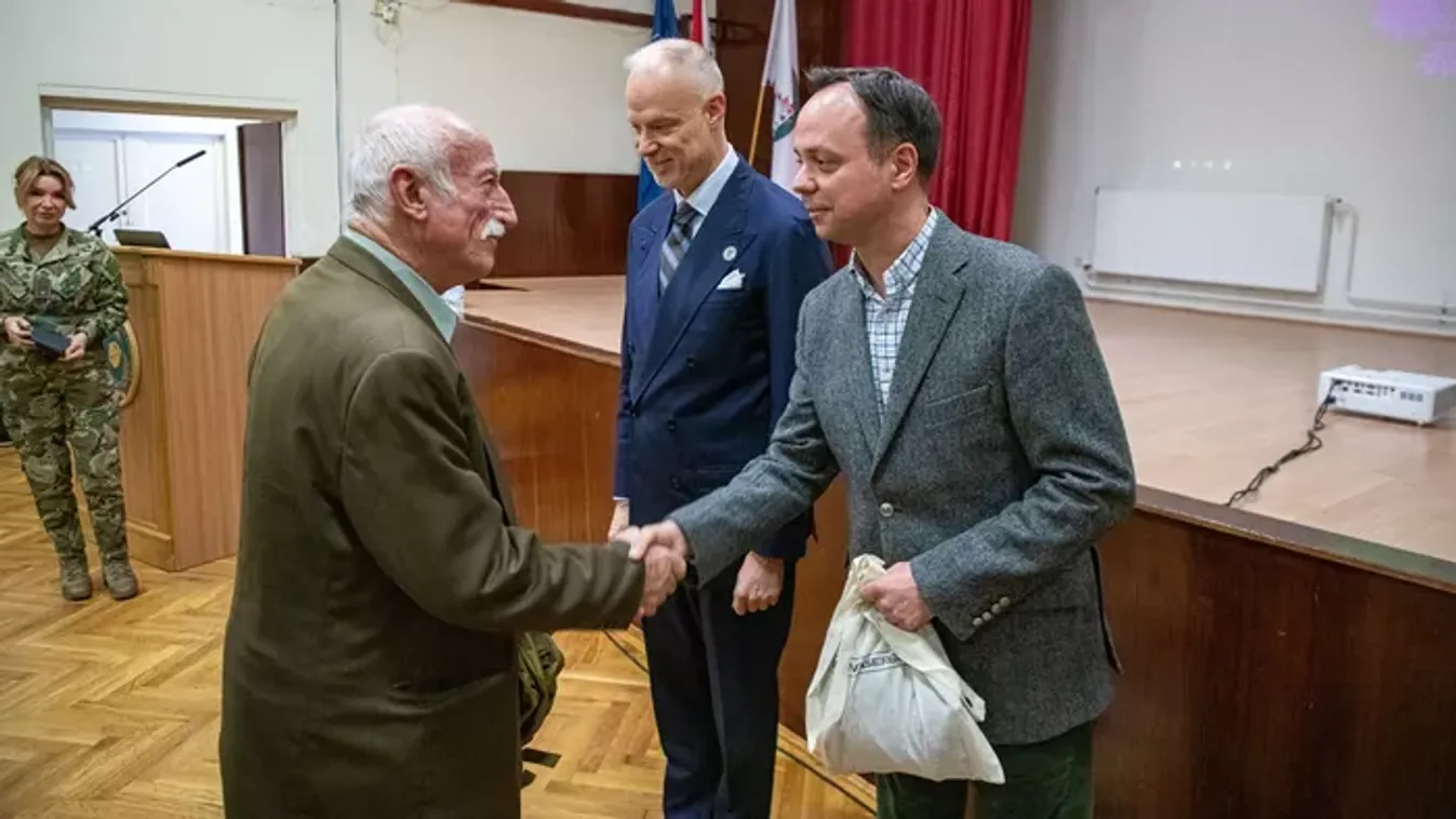 Magyarország olyan haderőt épít, amely meg tudja védeni az országot