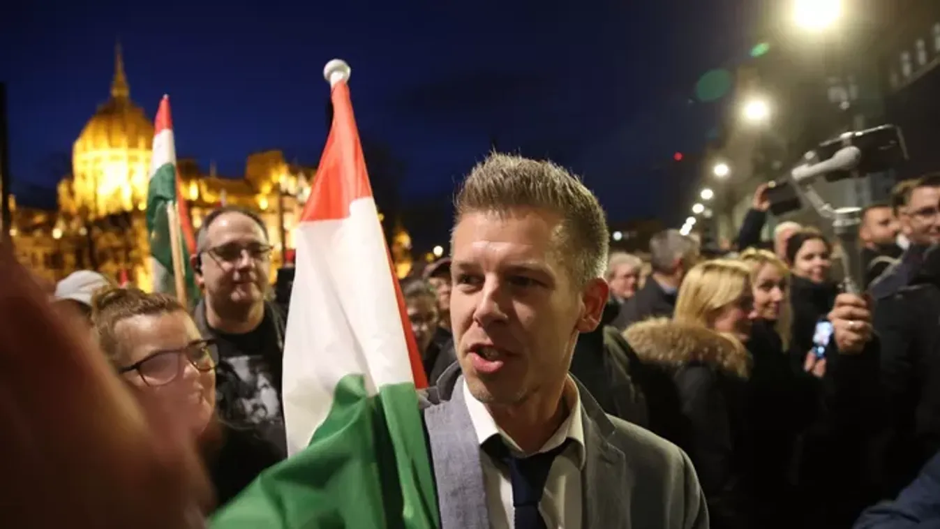 Komédia és bohóckodás a Tisza Pártban