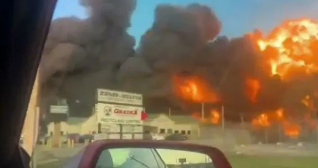 Felszállást követően nem sokkal csapódott földbe az üzemanyagot szállító repülőgép. 