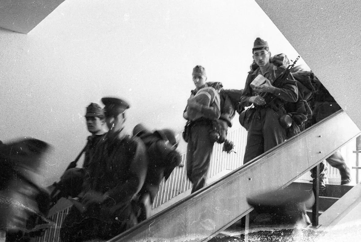 kötelező sorkatonaság Magyarországon