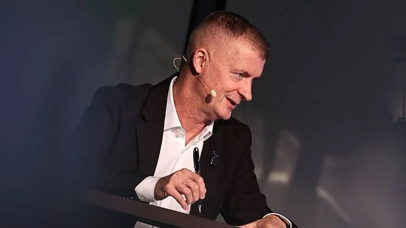 Kubatov Gábor öt szóval reagált arra, amit Varga nélkül csinált a Fradi