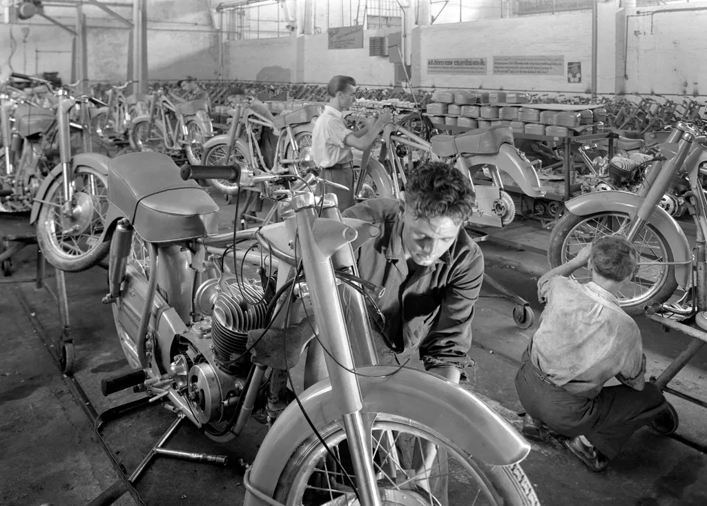 Pannónia motorkerékpár