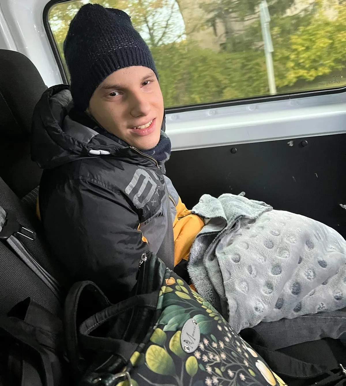 Borsodi Máté, a szellemileg és testileg sérült 16 éves fiú egyetlen esélye a Budapestre költözés lenne