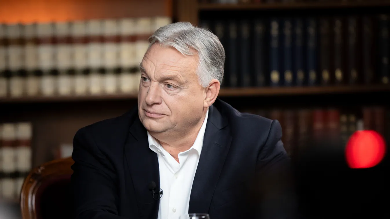 Orbán Viktor karácsonyi reklámja mindent visz