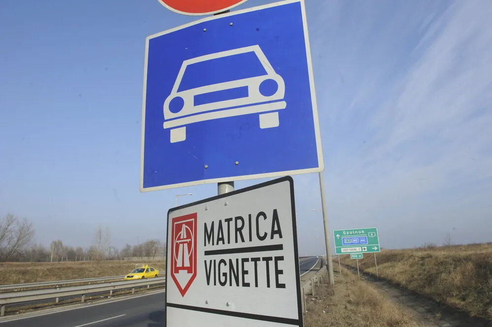 Itt egy kis segítség az autópálya matricákkal kapcsolatos ügyintézéshez.