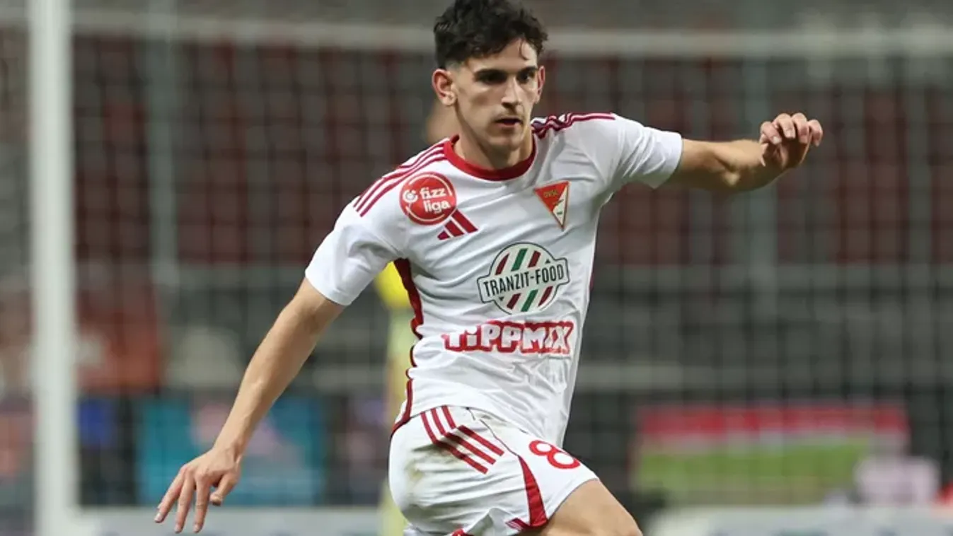 Rémisztő sérülés, a pályáról vitték kórházba a magyar futball nagy reménységét