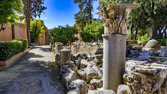 Magyar turista vizelt a colosseum falára – azonnal elvitték