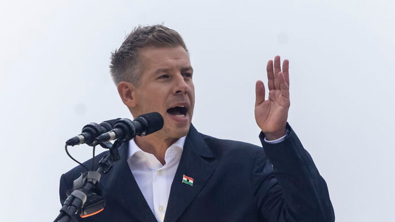 Nyugdíjasok milliói buknának óriási összegeket a Tisza tervei szerint
