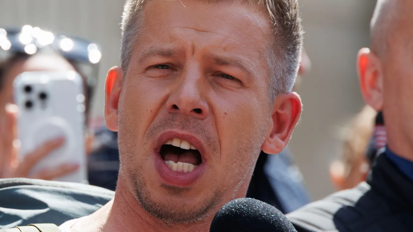 Az egészségügyi rendszer megdrágításán mesterkedik a Tisza Párt