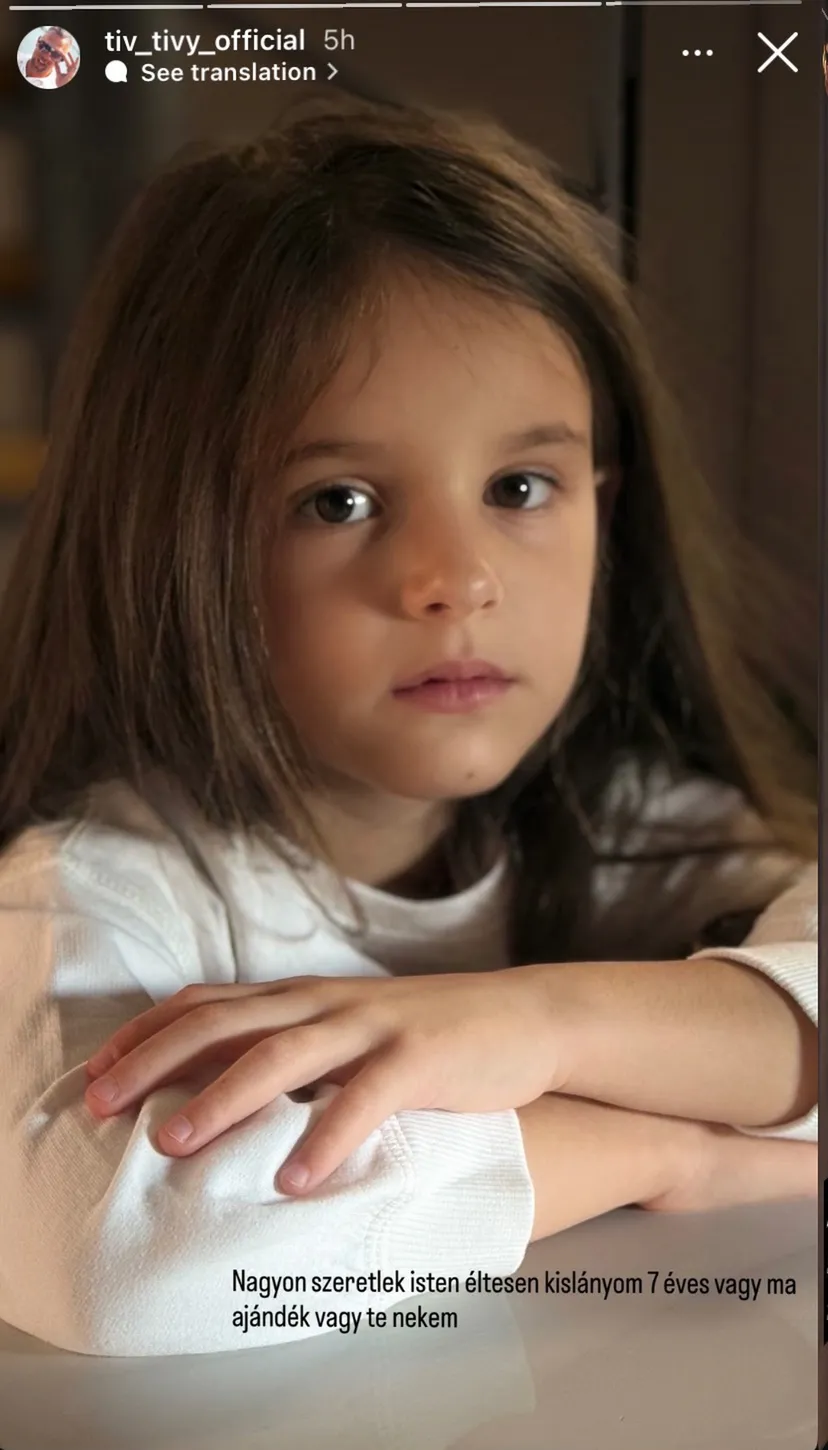 Tiv Tivy aranyos fotót posztolt kislányáról