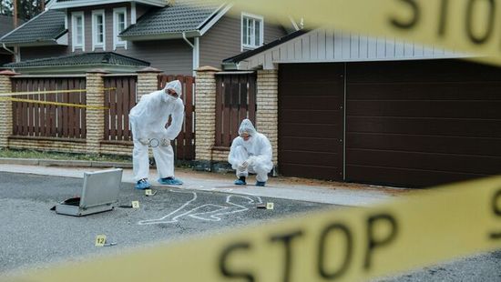 Ez most komoly? Két embert megölt, vicc, hogy mivel védekezik a vádlott