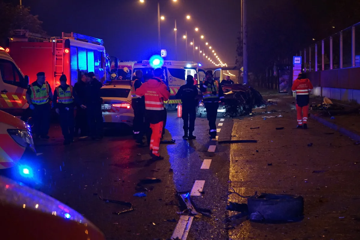 Fiatal férfi halt meg a szombat éjszakai balesetben