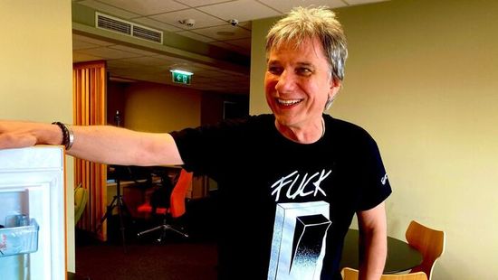 Kiderültek Bochkor Gábor munkahelyi szokásai: undorító részleteket tárt fel