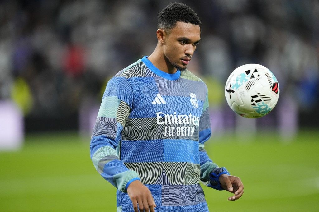 Alexander-Arnold már a spanyolok mezében készül a Liverpool-Real Madrid meccsre