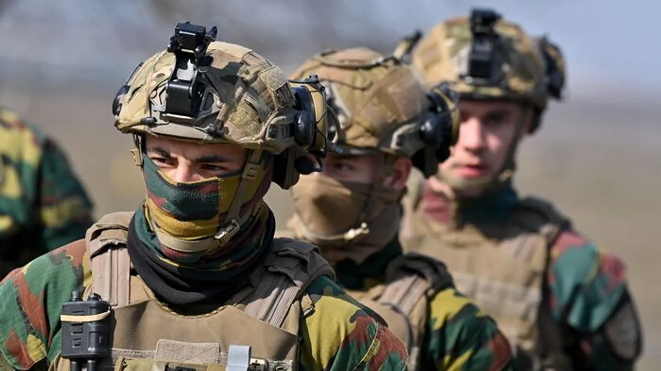 150 ezer belga tinédzsert hívnak katonai szolgálatra