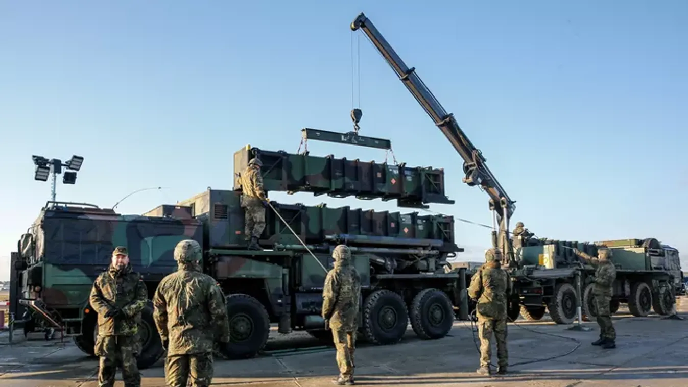 Üzenetet kapott Zelenszkij, leállhatnak a fegyverszállítások