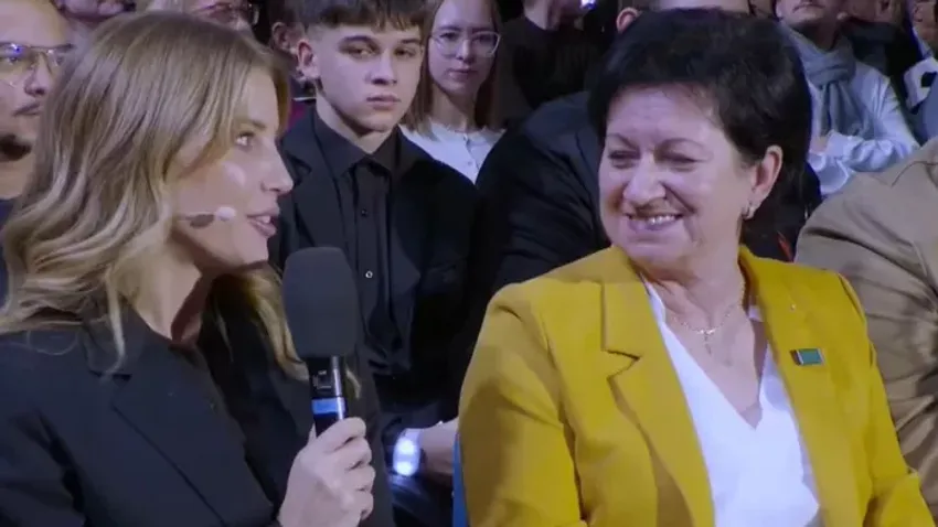 Háborúellenes Gyűlés: megszólalt az elismert szülész