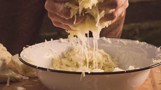 A savanyú káposzta leve aranyat ér, mutatjuk, mire használhatod