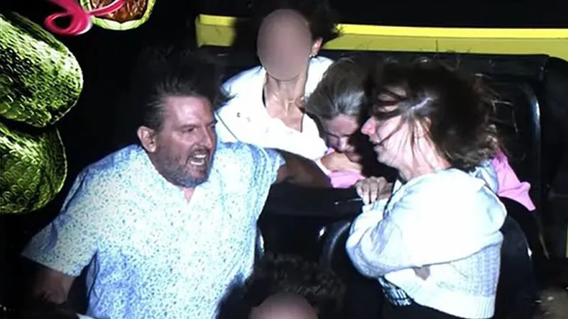 Meghibásodott hullámvasúton mentették meg egy kislány életét 