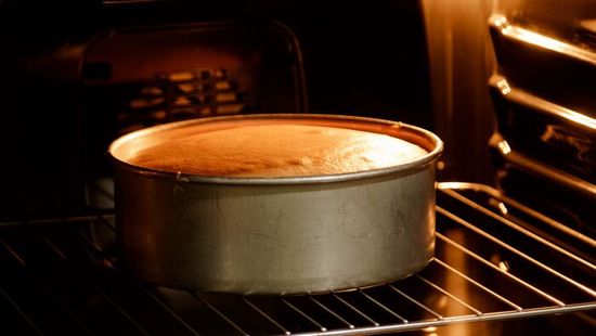 Zseniális női trükk: Ettől lesz szupermagas a piskóta