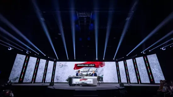 Orbán Viktor is felszólalt, íme a Háborúellenes Gyűlés legfontosabb pillanatai - Galéria