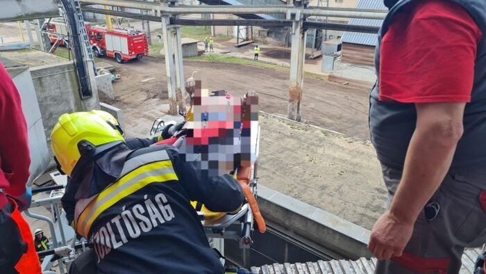 Forró por égette össze az ajkai erőmű dolgozóját - fotókkal