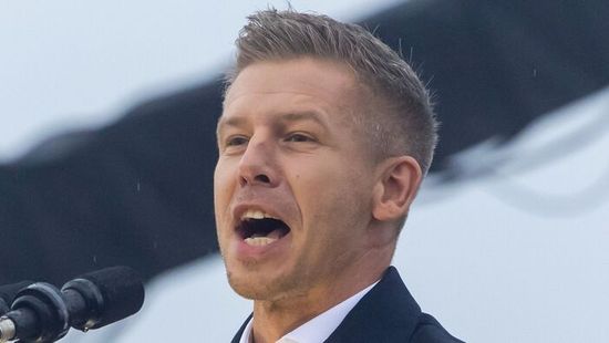 Ilyen nincs! Újságírói kérdést posztolt véletlenül Magyar Péter